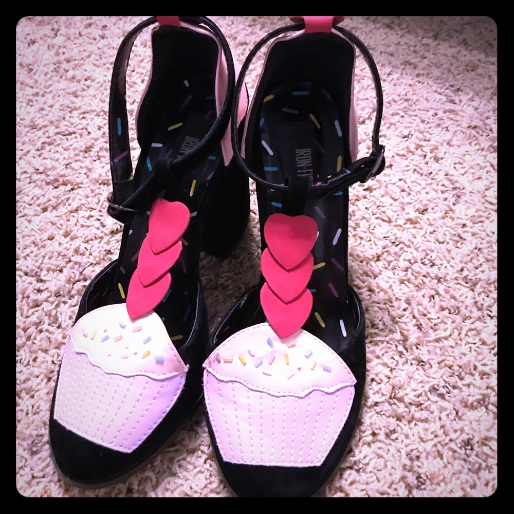 Adorable Iron Fist cupcake wedges size 7